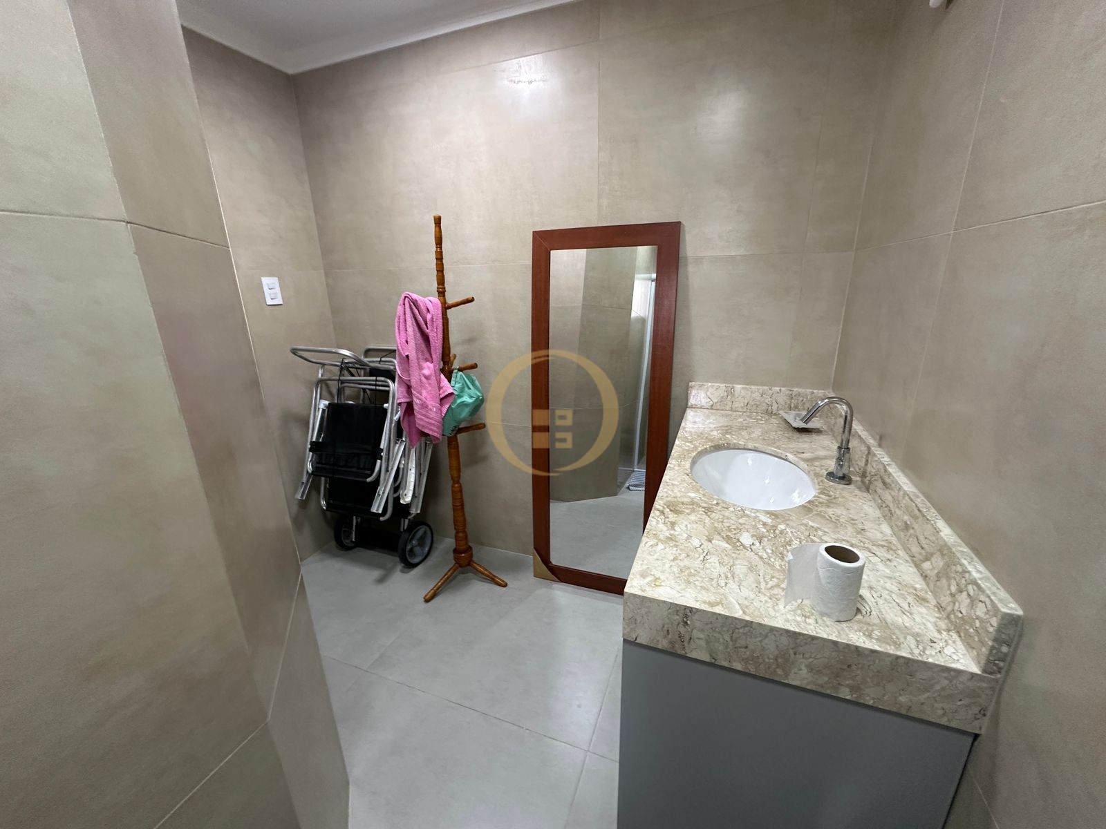 Apartamento na Praia da Enseada, Guarujá - SP