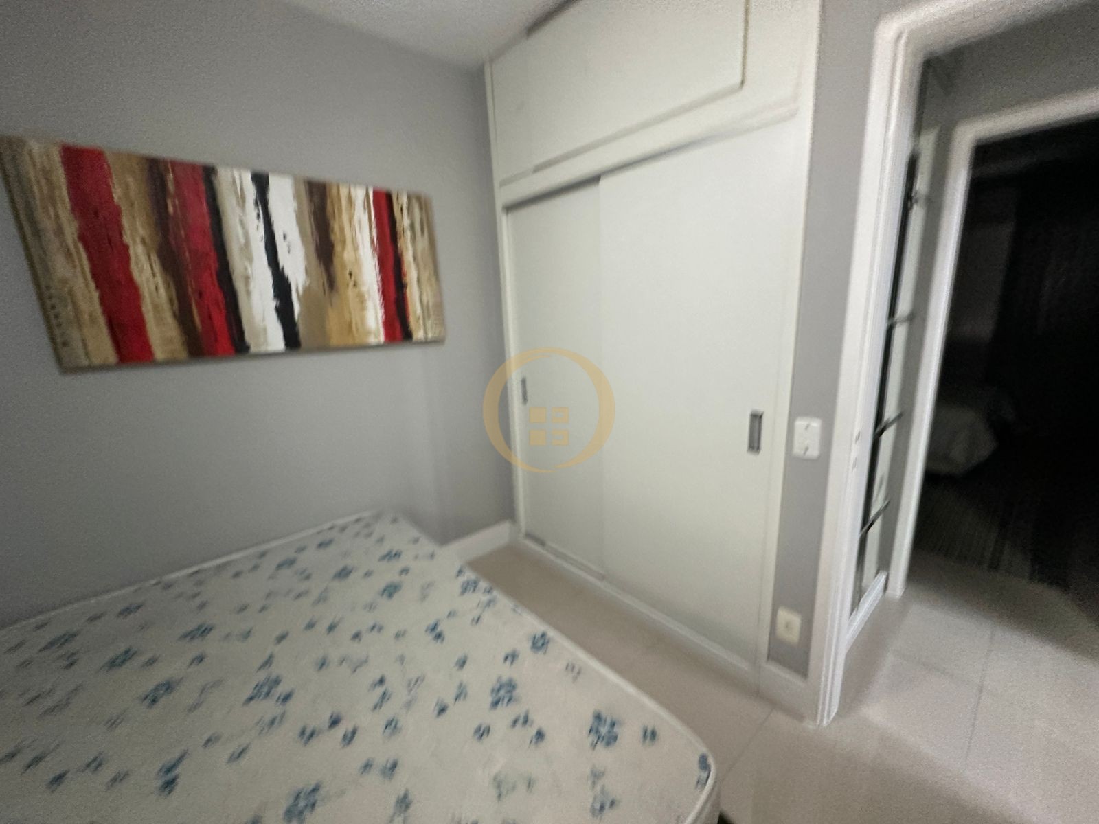 Apartamento na Praia da Enseada, Guarujá - SP