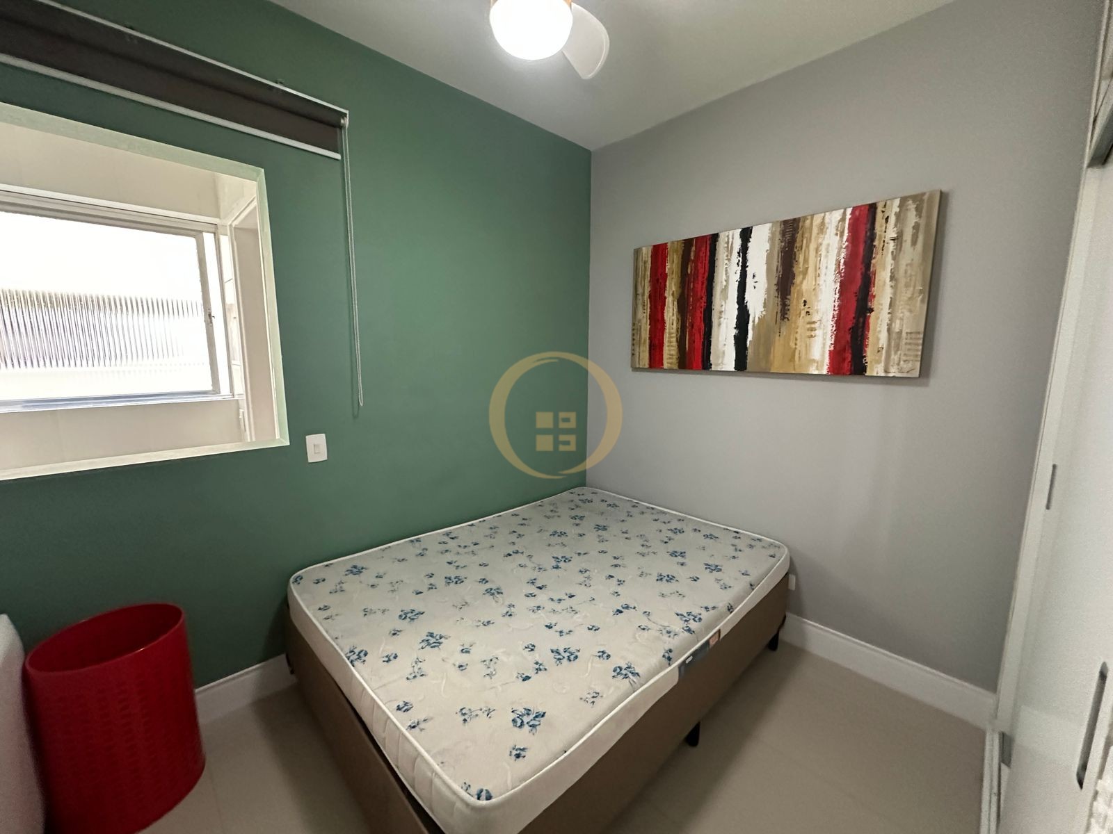 Apartamento na Praia da Enseada, Guarujá - SP