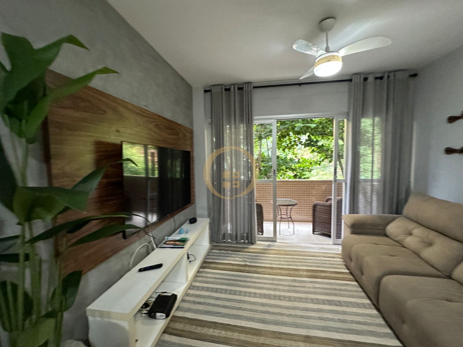 Apartamento na Praia da Enseada, Guarujá - SP
