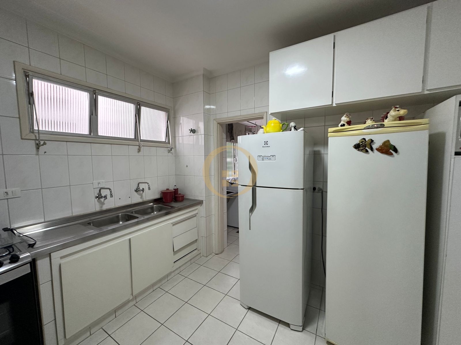 Apartamento na Praia das Pitangueiras, Guarujá - SP