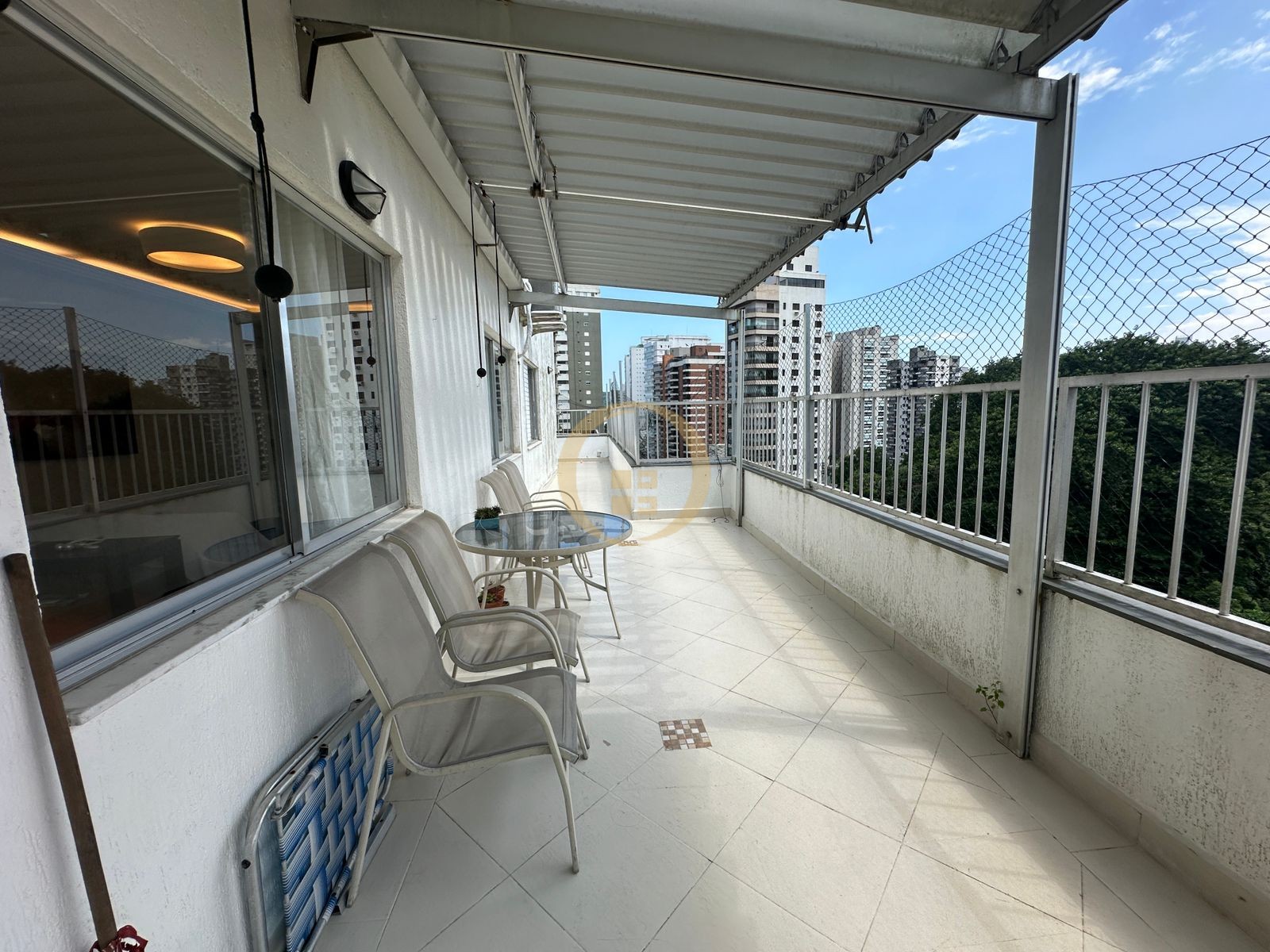 Cobertura na Praia das Astúrias, Guarujá - SP