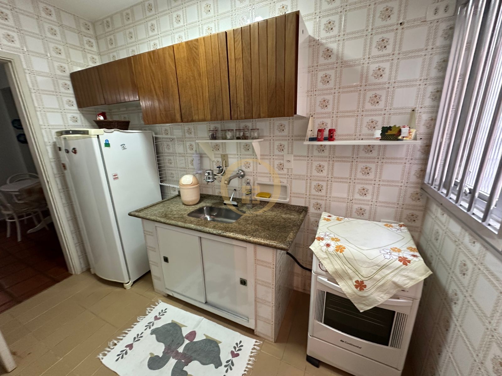 Apartamento na Praia das Pitangueiras, Guarujá - SP