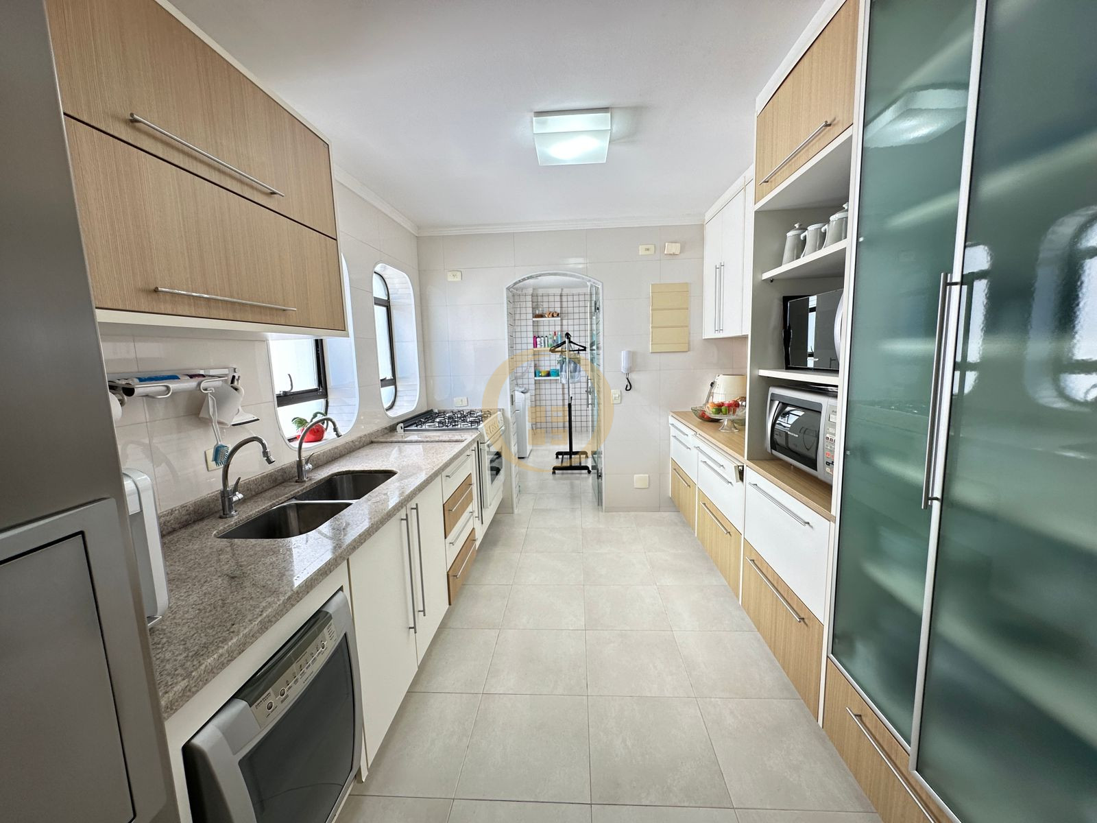 Apartamento Frente ao Mar, Praia Astúrias, Guarujá - SP