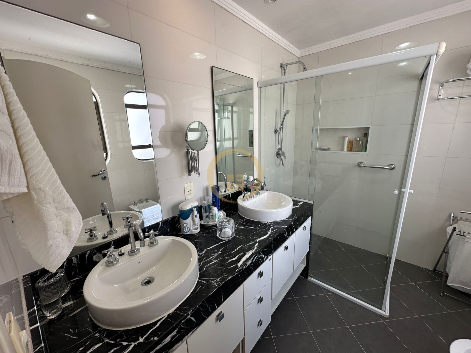 Apartamento Frente ao Mar, Praia Astúrias, Guarujá - SP