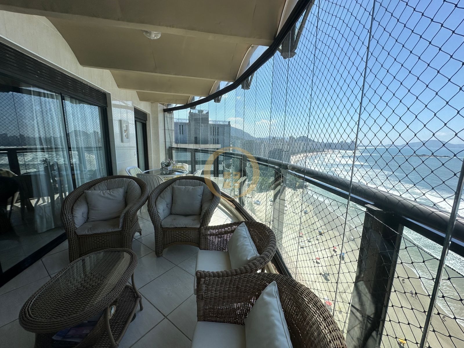 Apartamento Frente ao Mar-3-dormitorios-Vila Luis Antônio