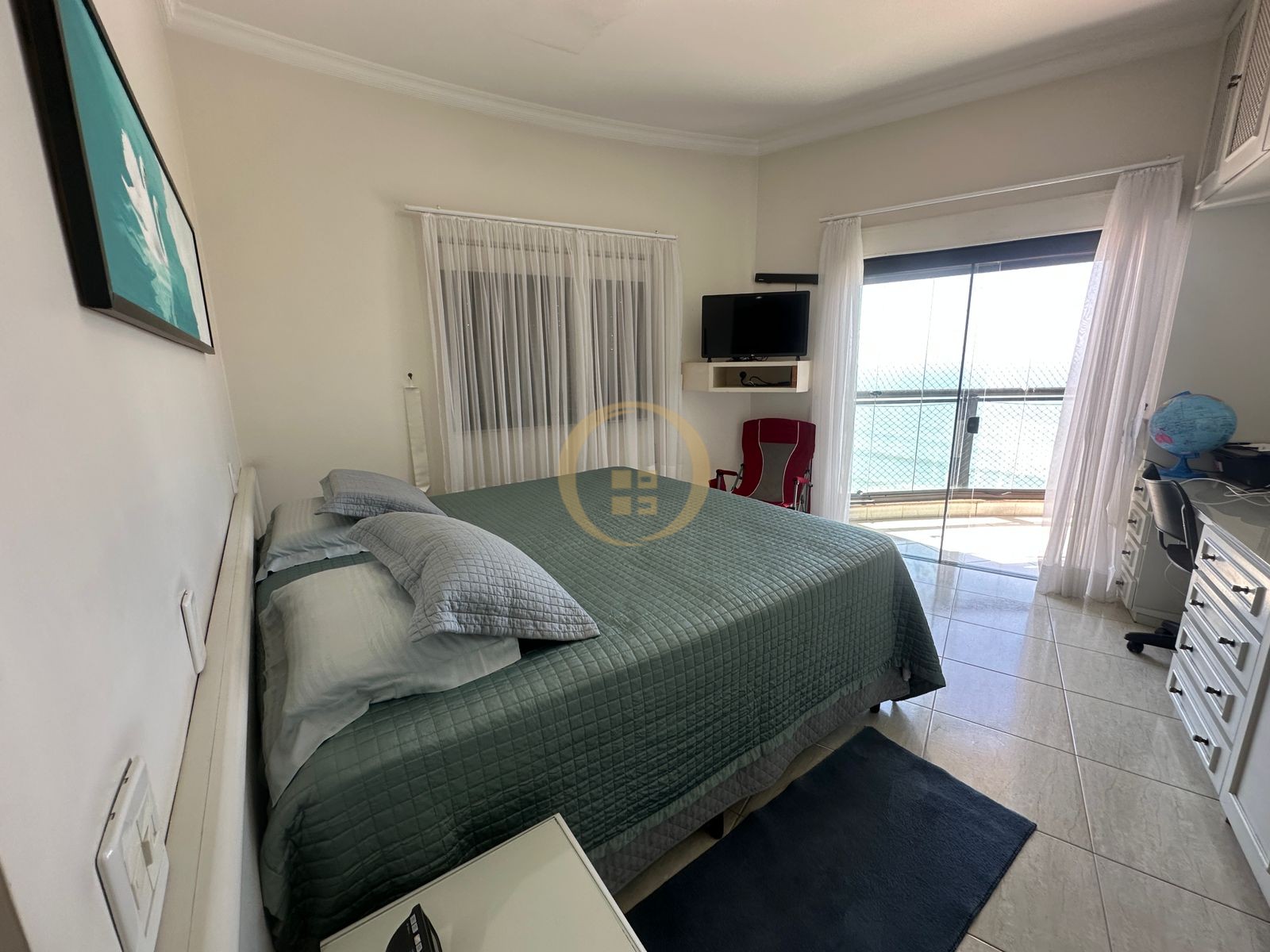Apartamento Frente ao Mar-3-dormitorios-Vila Luis Antônio