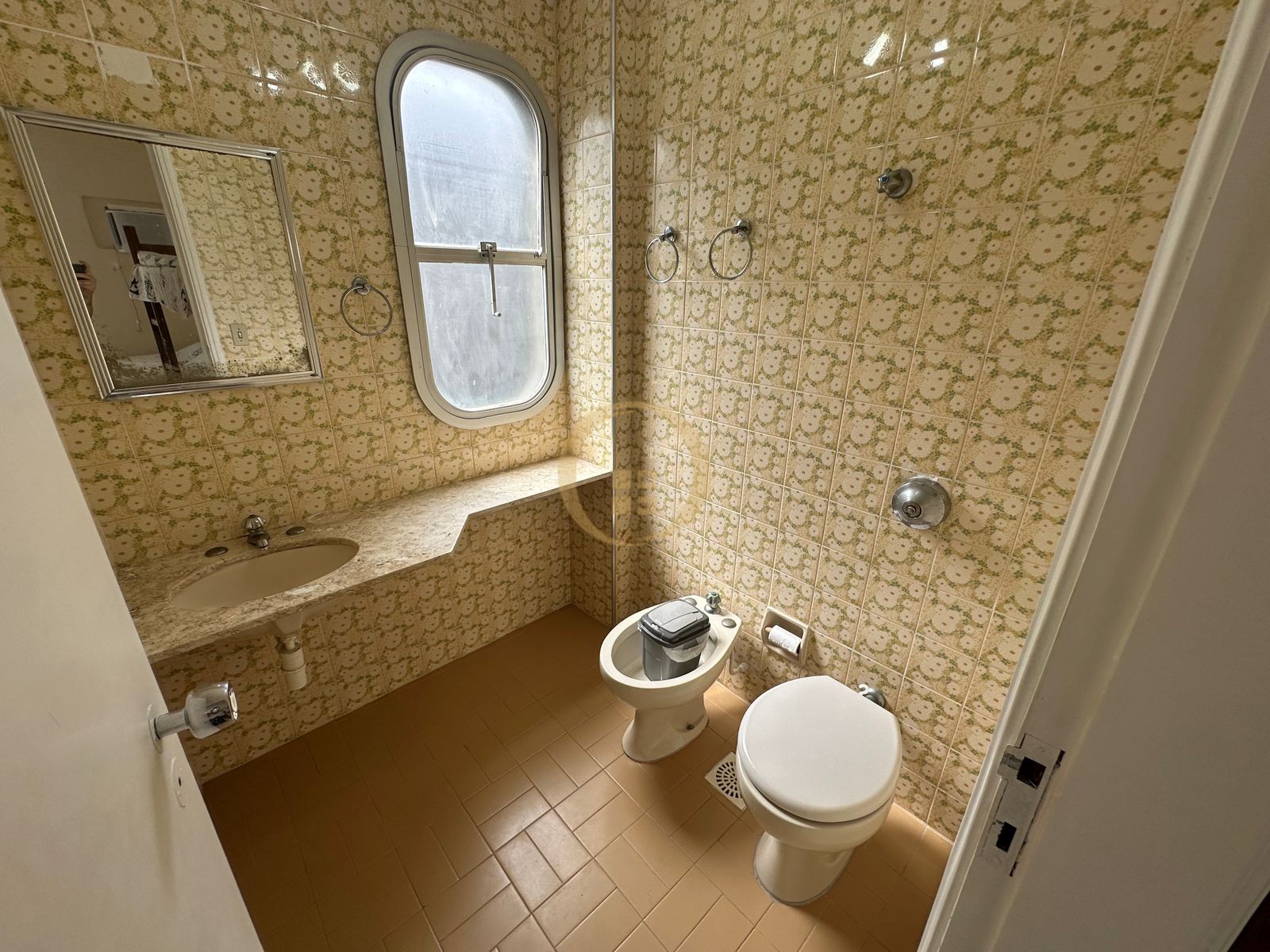 Apartamento na Praia da Enseada, Guarujá - SP