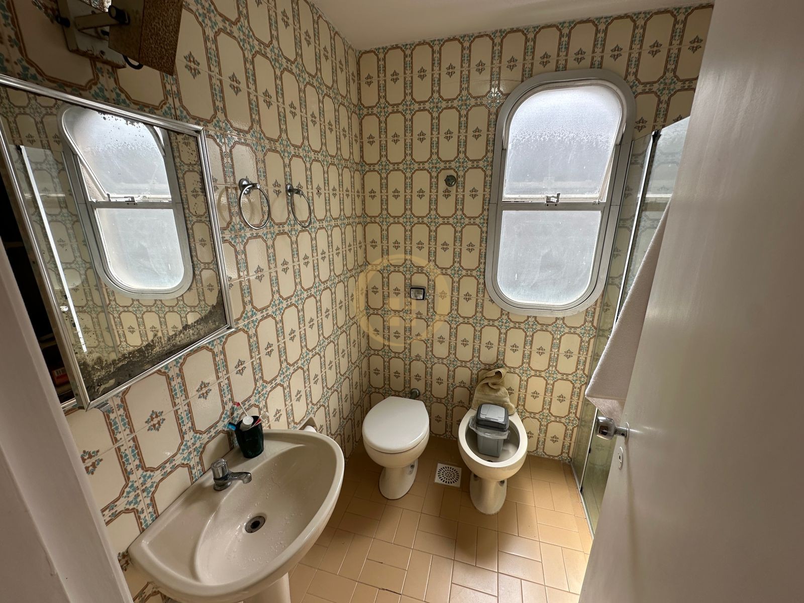 Apartamento na Praia da Enseada, Guarujá - SP