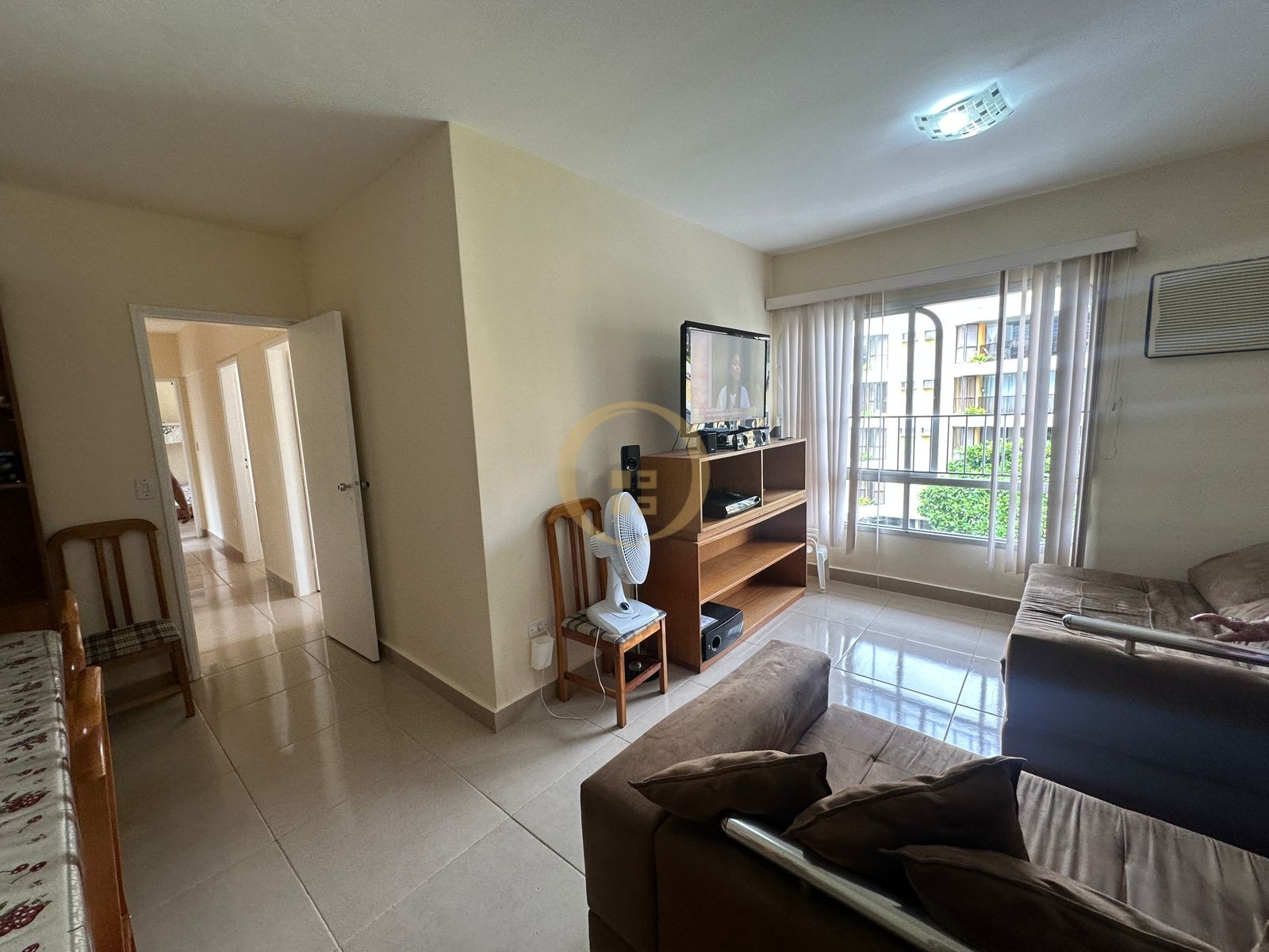 Apartamento na Praia da Enseada, Guarujá - SP