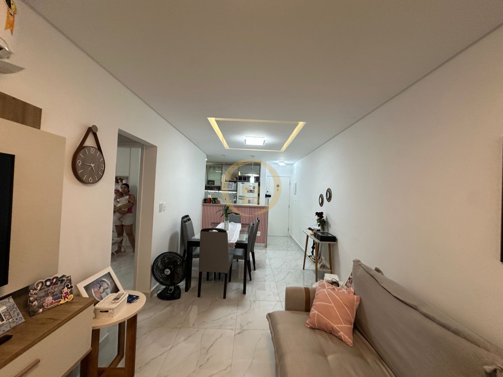 Apartamento na Praia das Pitangueiras, Guarujá - SP