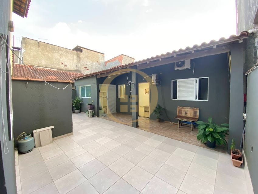 Casa-3-dormitorios-Enseada