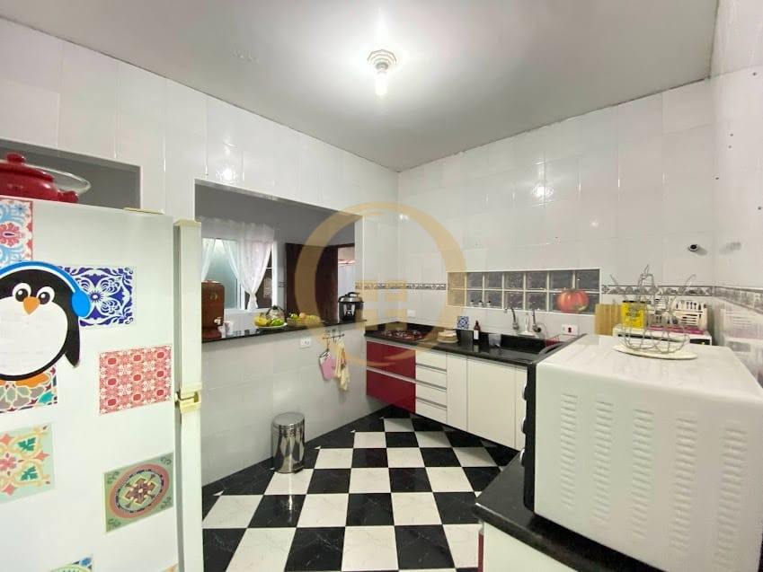 Casa-3-dormitorios-Enseada