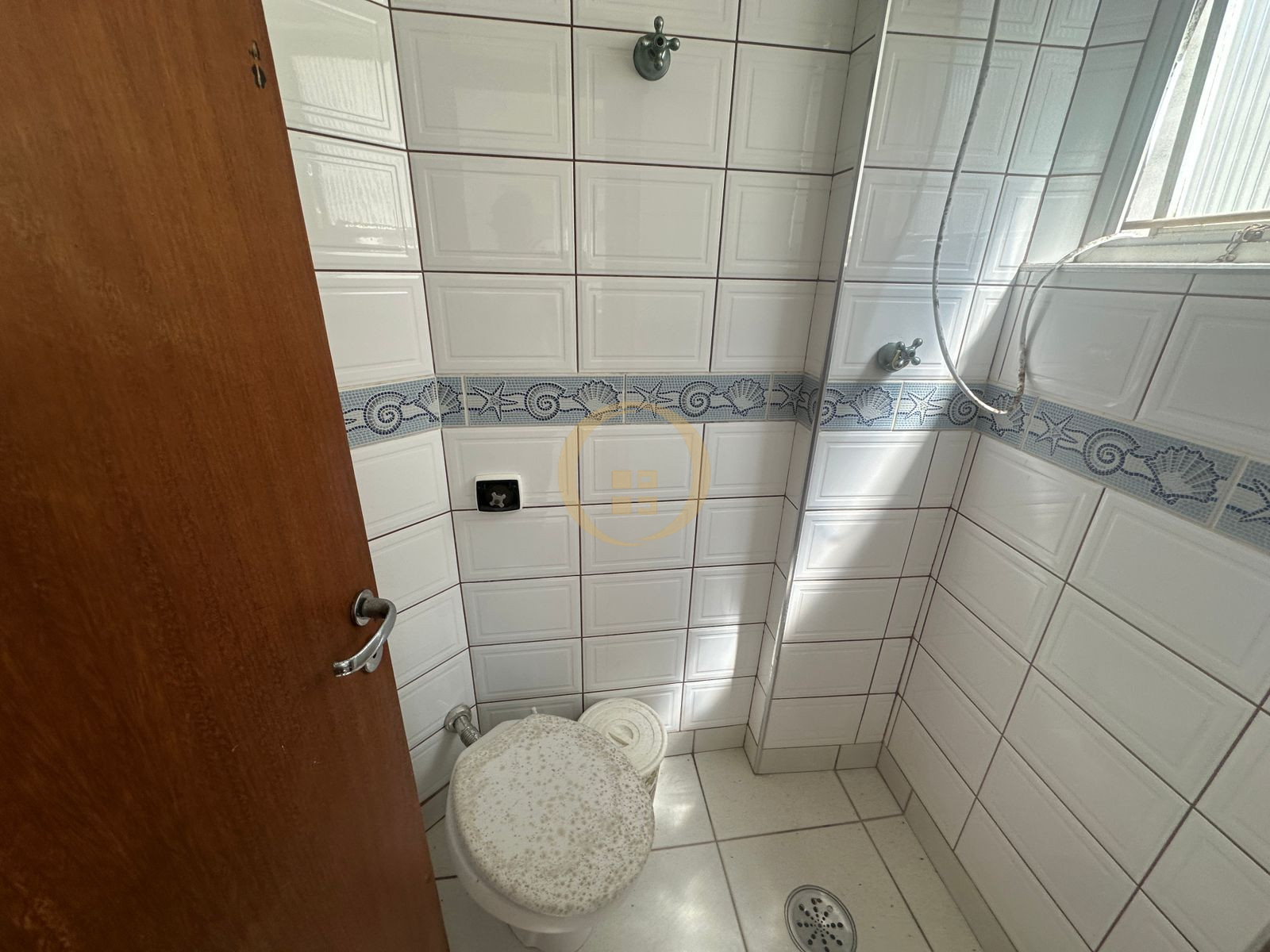 Apartamento na Praia da Pitanguerias - Guarujá