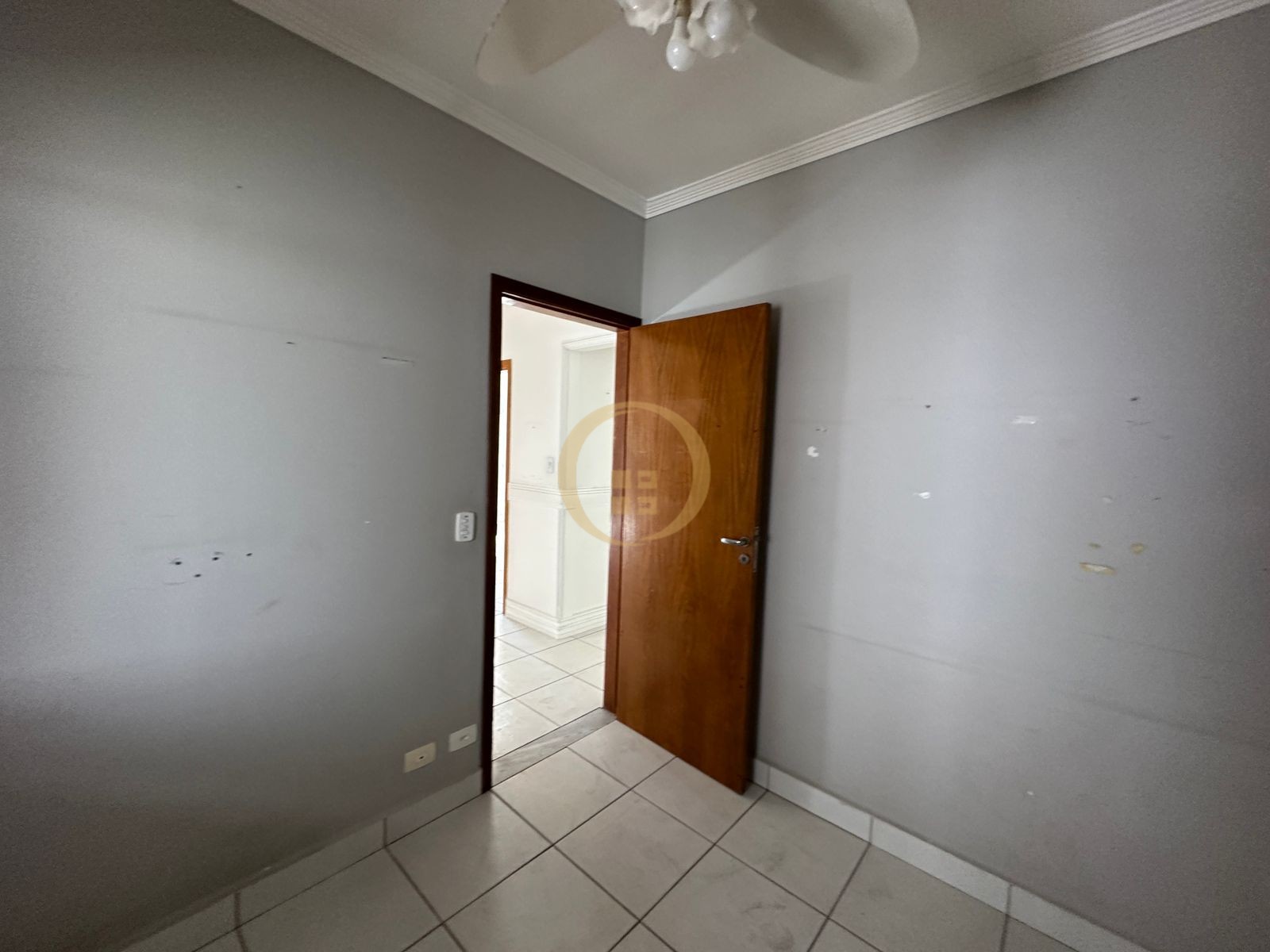 Apartamento na Praia da Pitanguerias - Guarujá