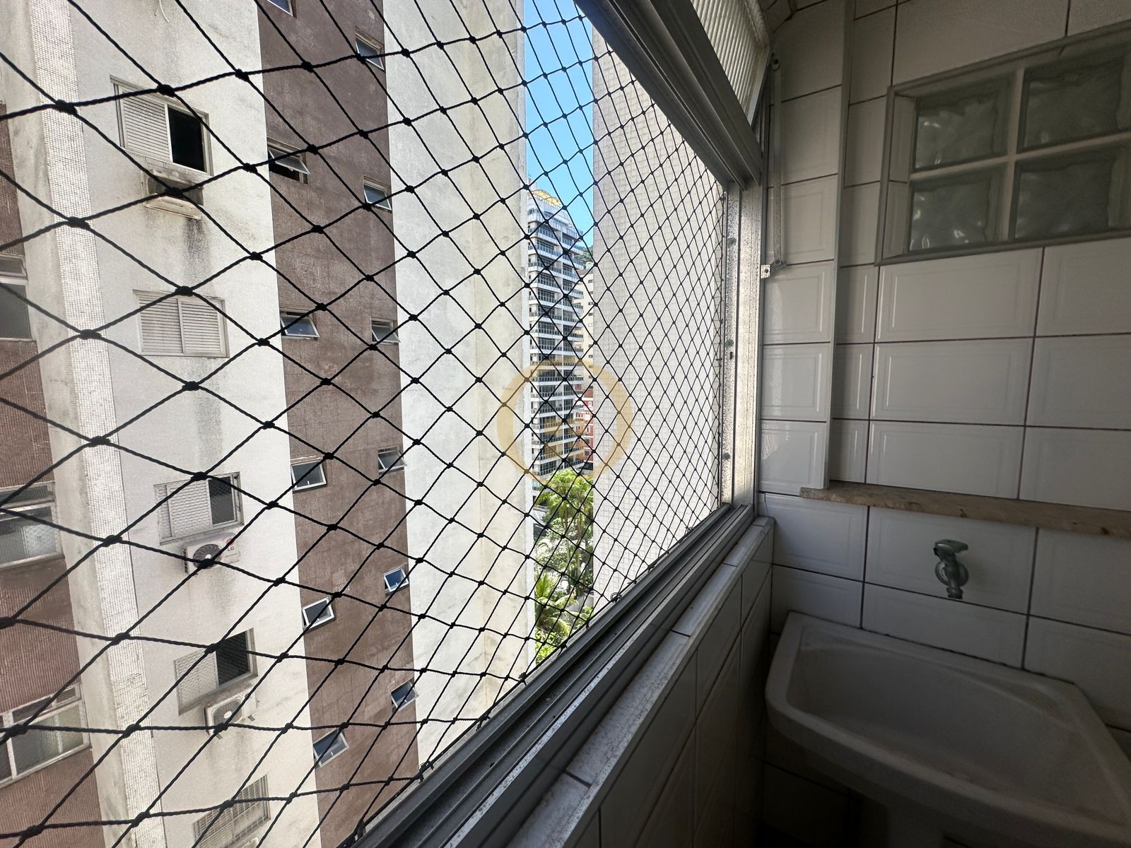 Apartamento na Praia da Pitanguerias - Guarujá