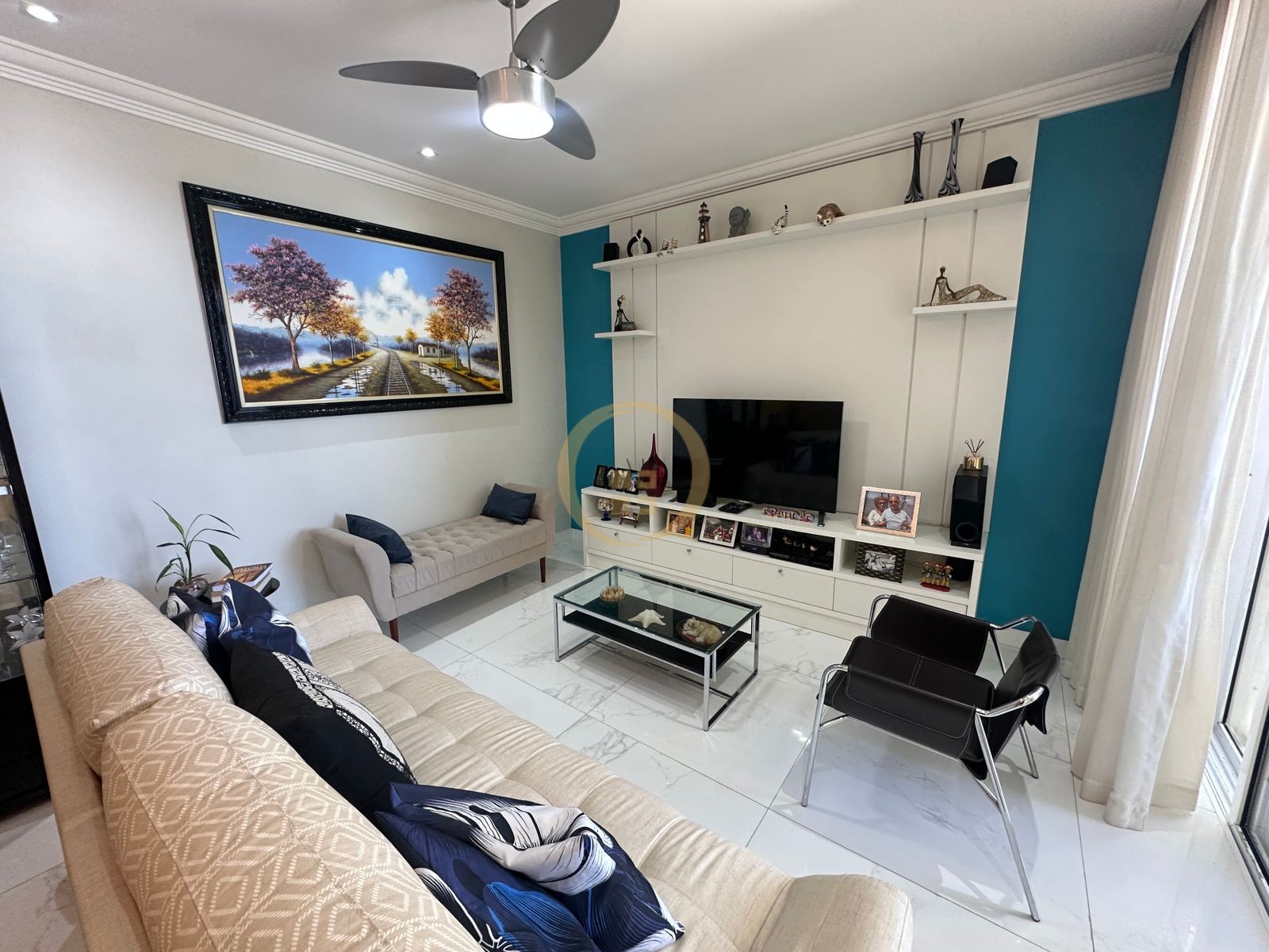 Apartamento Frente ao Mar nas Pitangueiras, Guarujá - SP