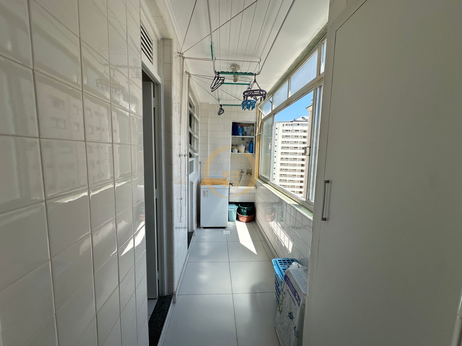 Apartamento Frente ao Mar nas Pitangueiras, Guarujá - SP