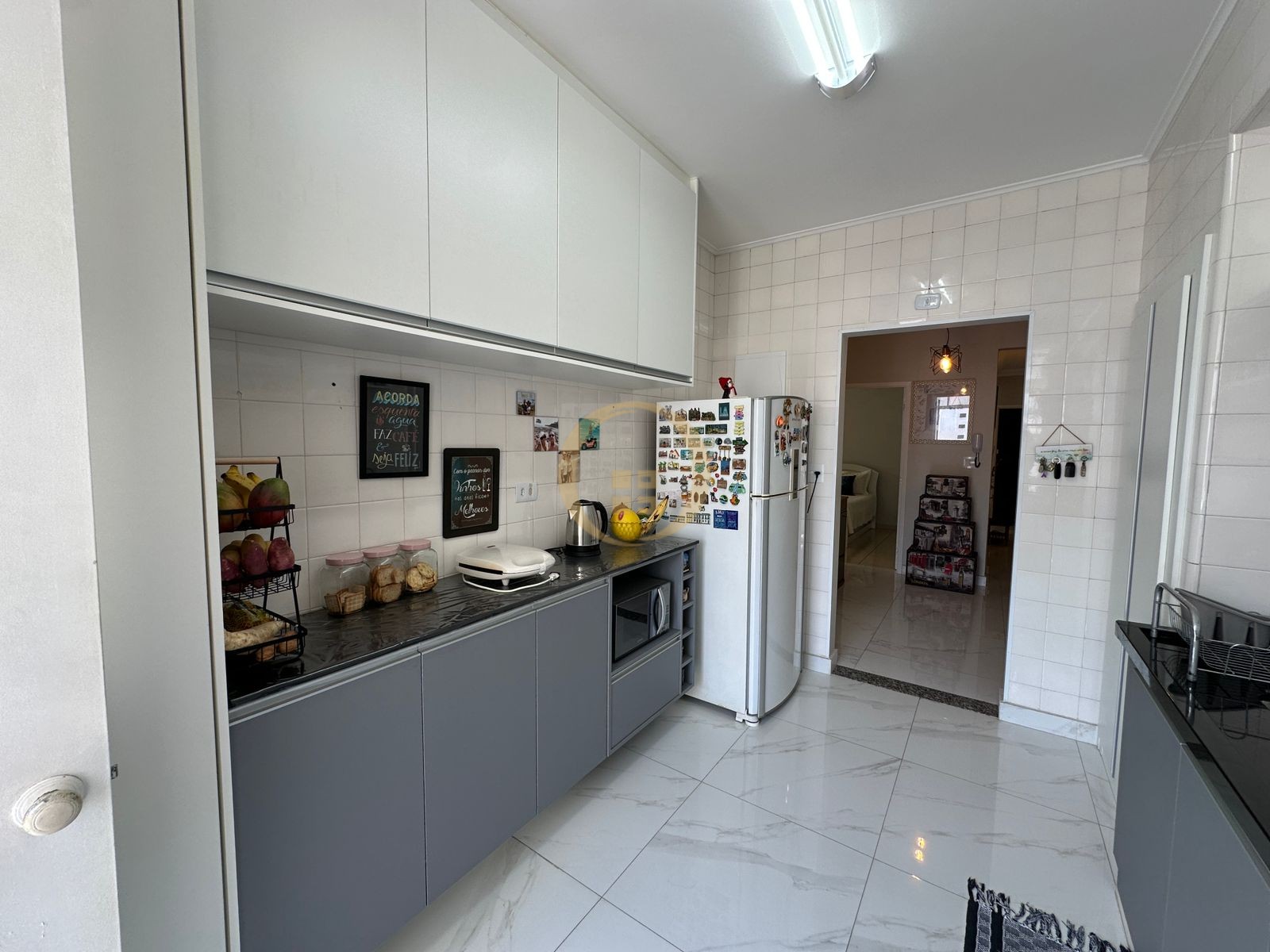 Apartamento Frente ao Mar nas Pitangueiras, Guarujá - SP