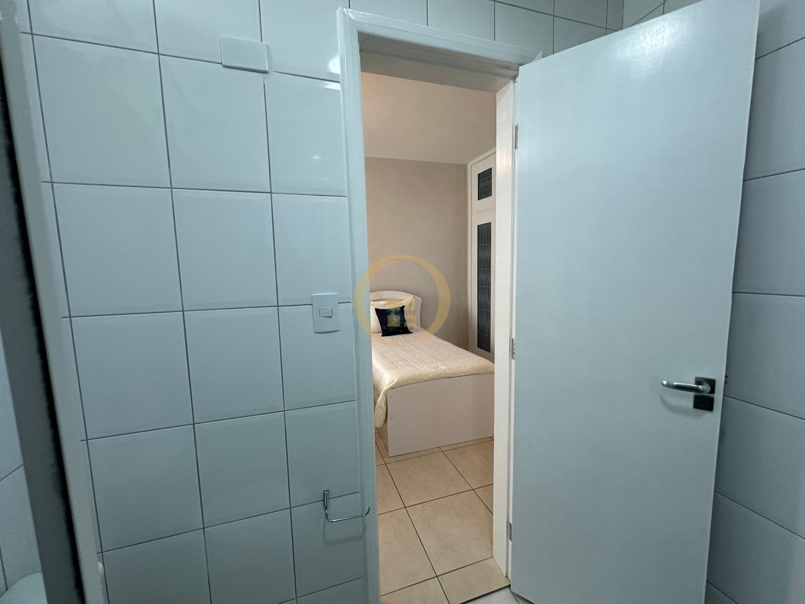 Apartamento Frente ao Mar nas Pitangueiras, Guarujá - SP