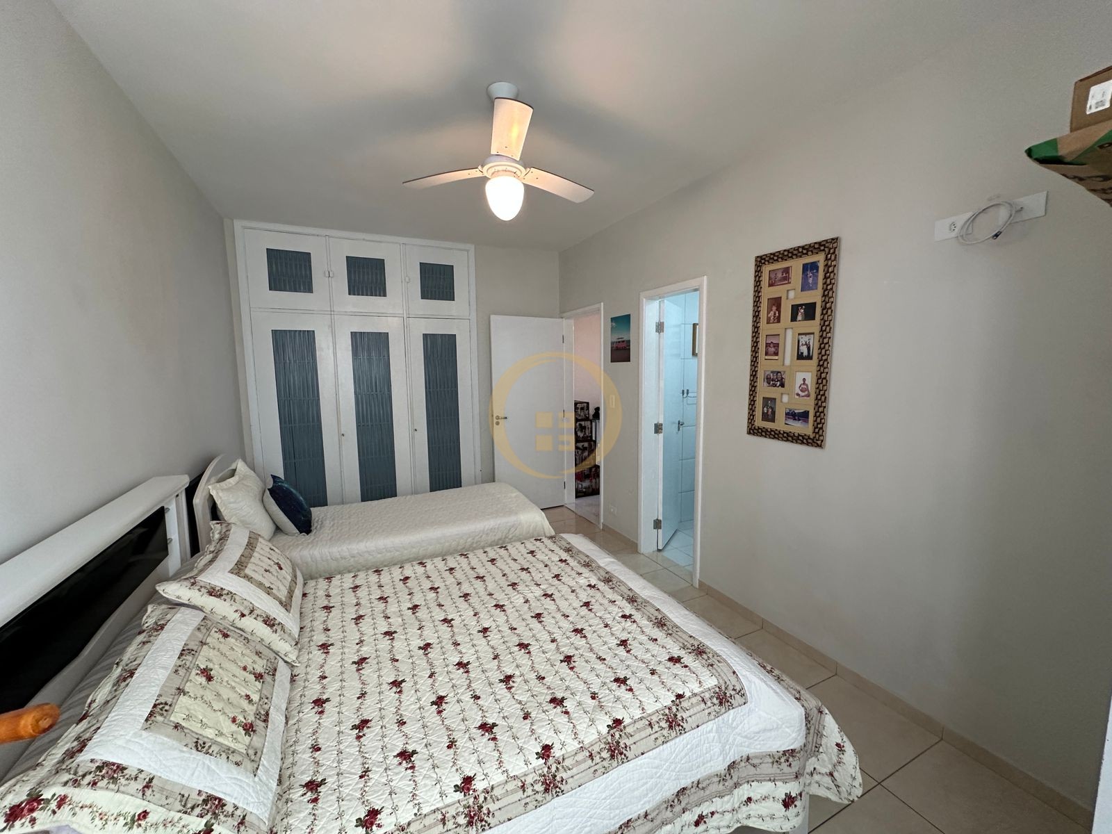 Apartamento Frente ao Mar nas Pitangueiras, Guarujá - SP