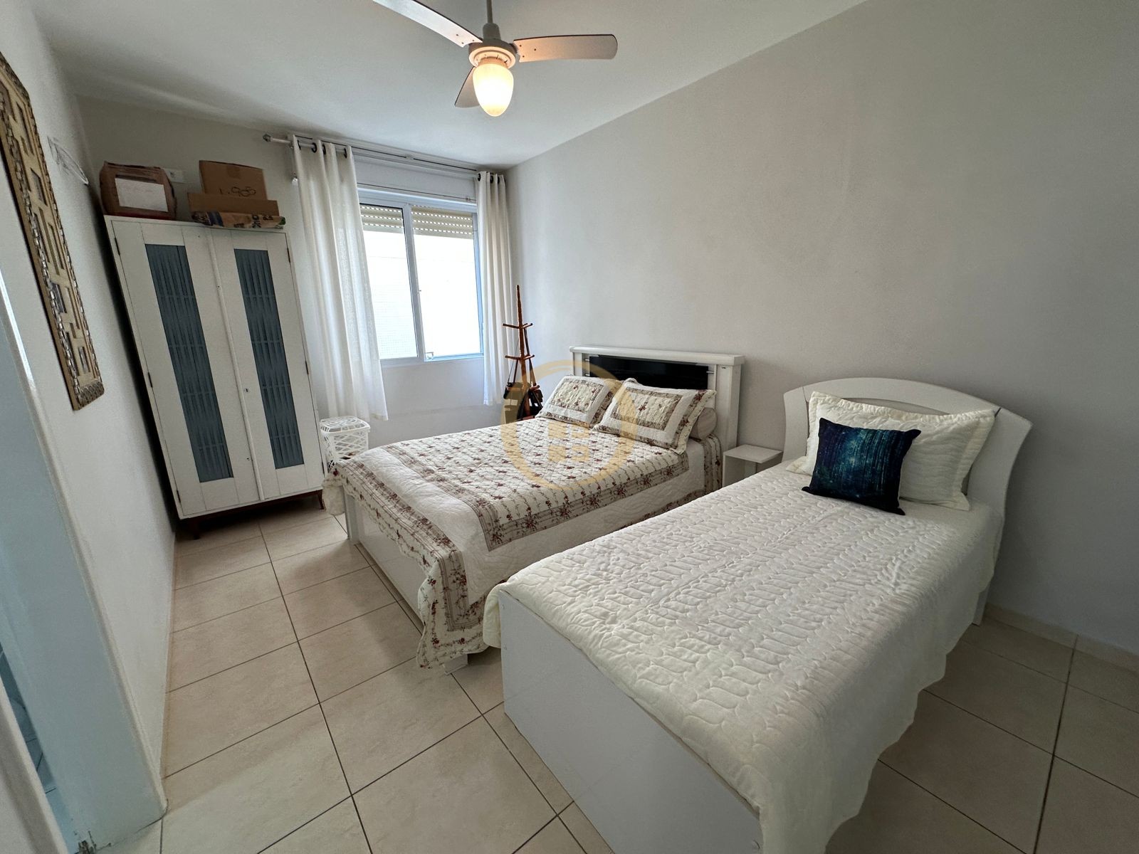 Apartamento Frente ao Mar nas Pitangueiras, Guarujá - SP