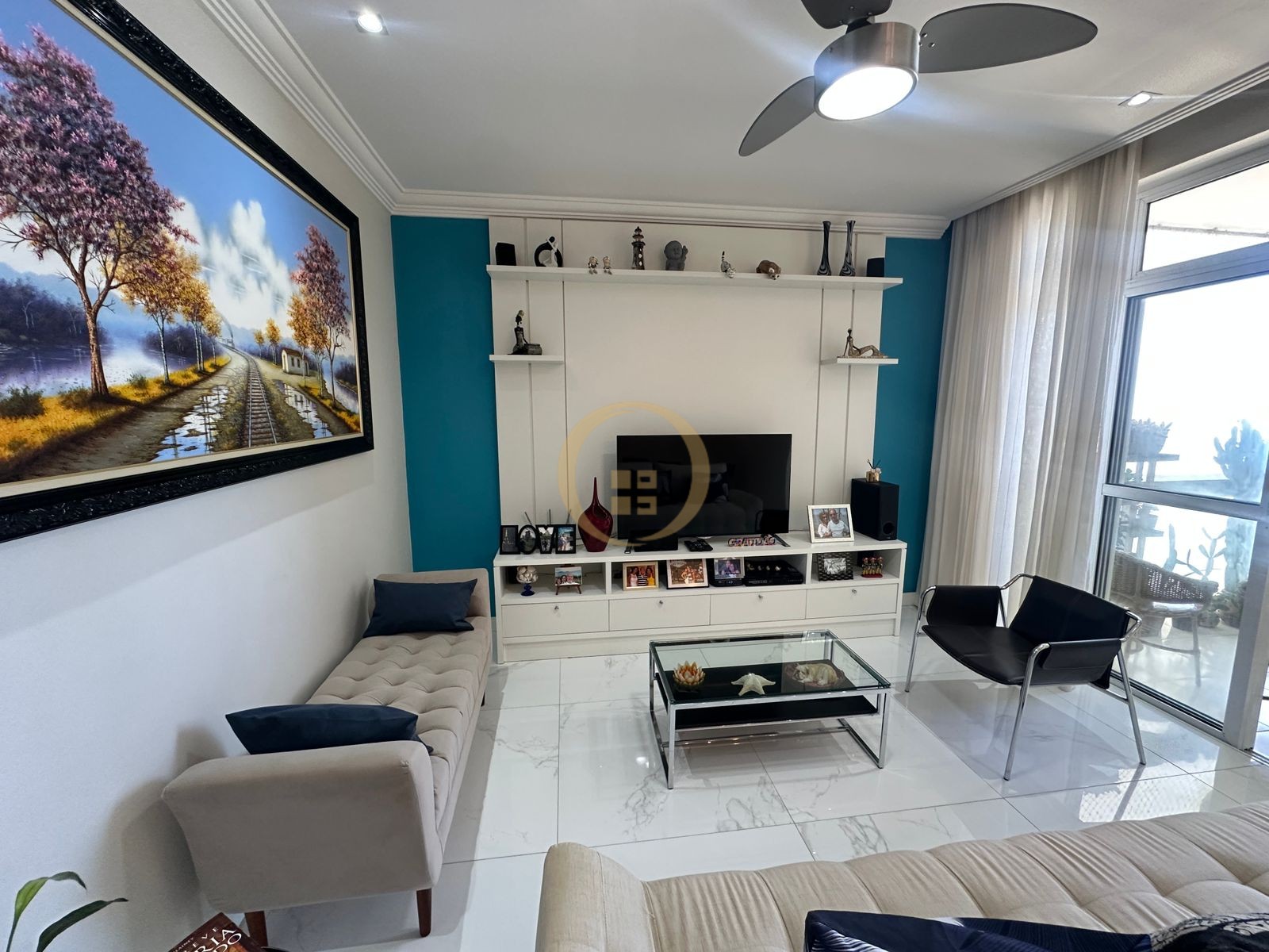 Apartamento Frente ao Mar nas Pitangueiras, Guarujá - SP