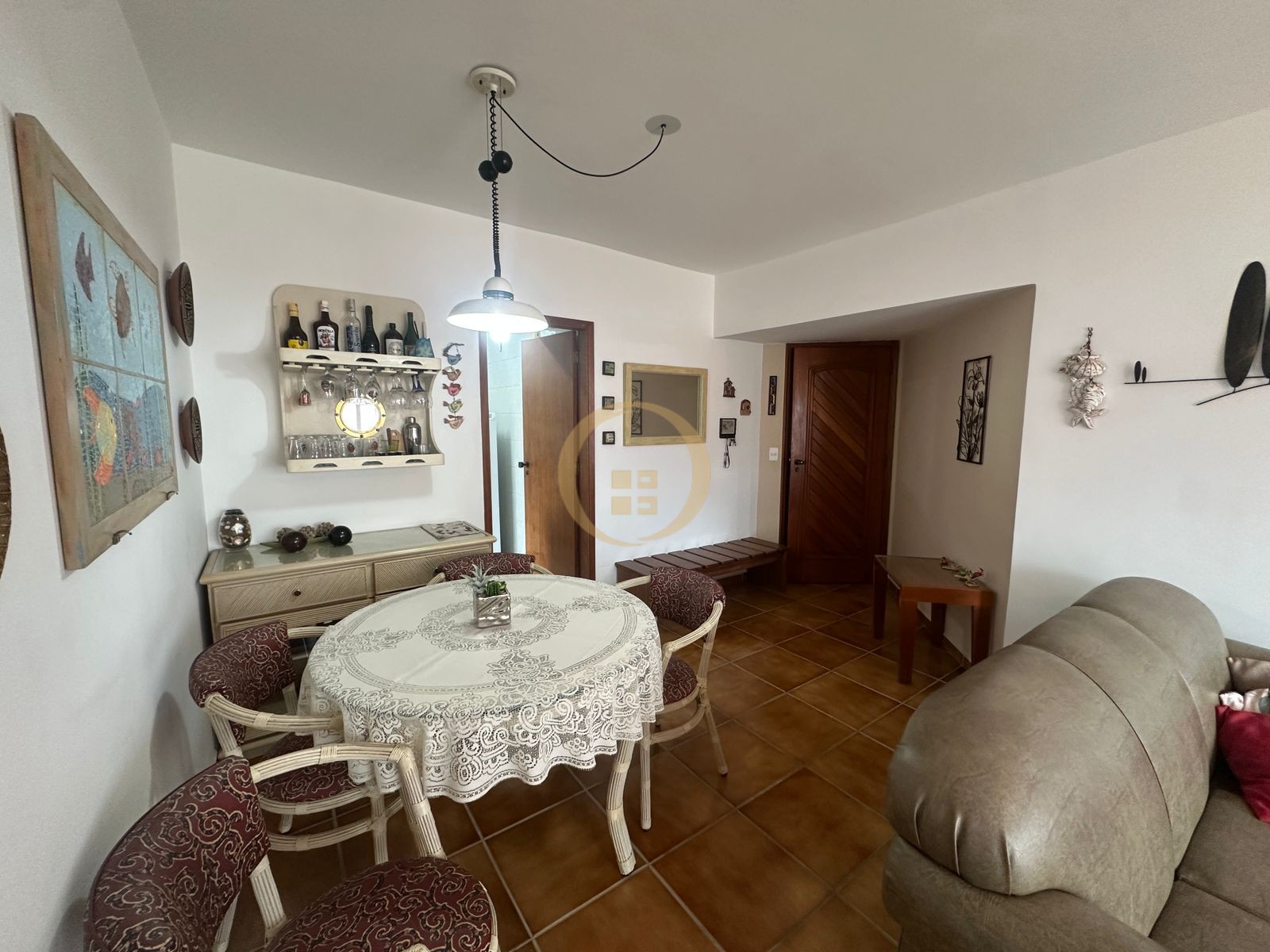 Apartamento na Praia da Enseada, Guarujá - SP