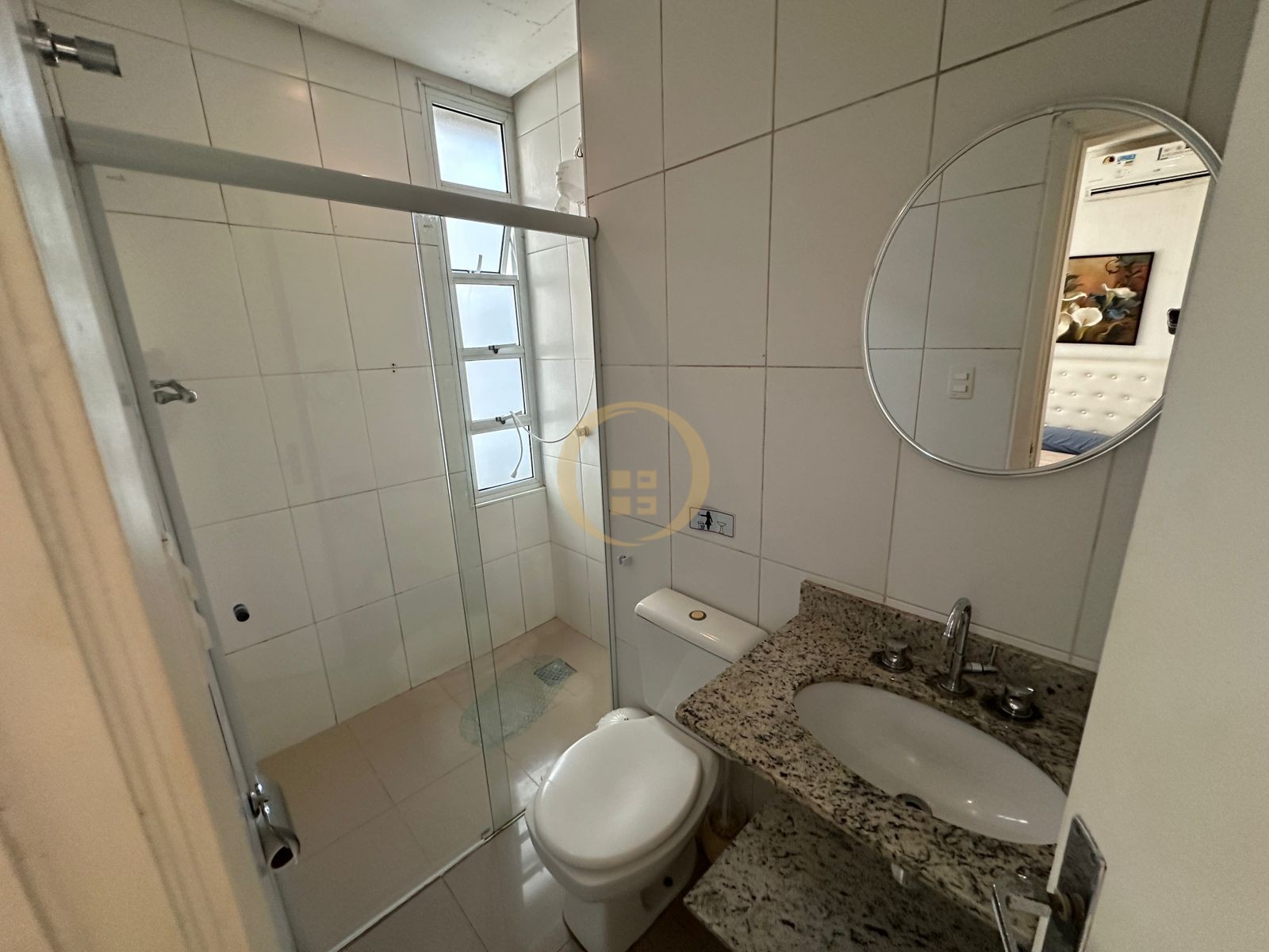 Apartamento Frente ao Mar nas Pitangueiras, Guarujá - SP