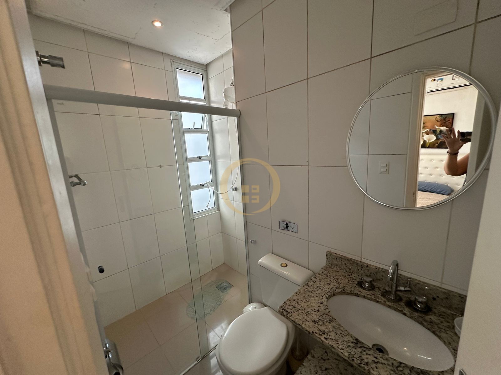 Apartamento Frente ao Mar nas Pitangueiras, Guarujá - SP