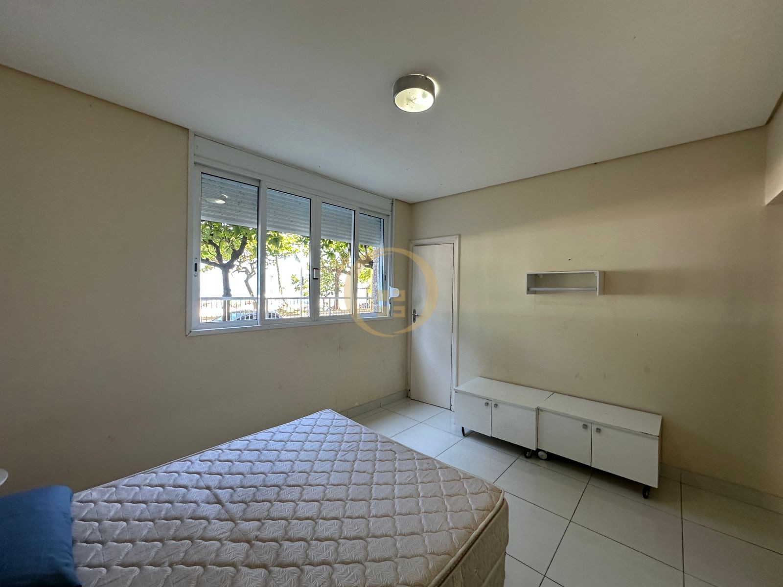 Apartamento Frente ao Mar nas Pitangueiras, Guarujá - SP