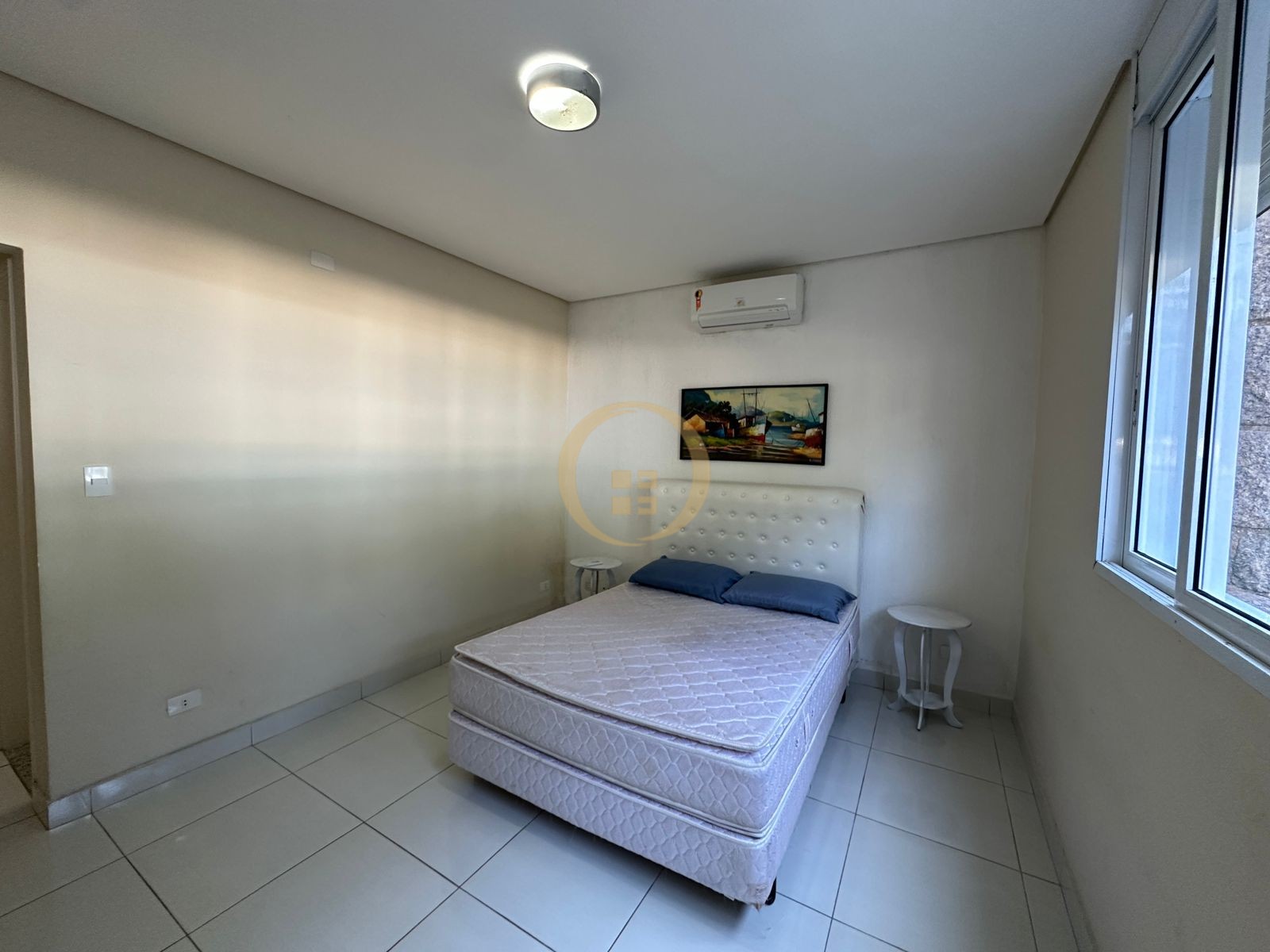 Apartamento Frente ao Mar nas Pitangueiras, Guarujá - SP