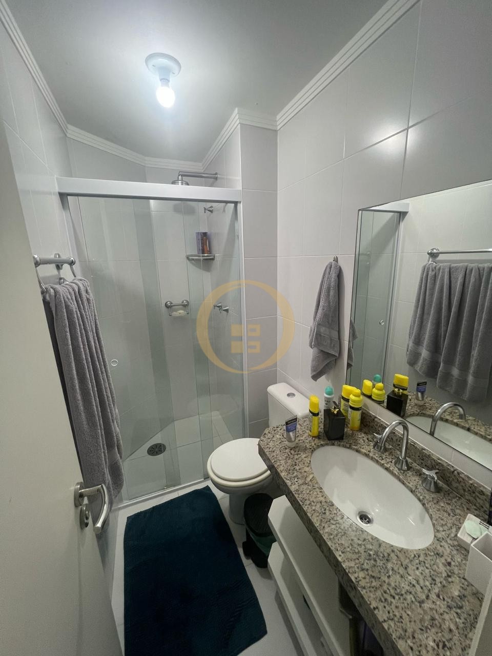 Apartamento na Praia da Pitangueiras, Guarujá - SP