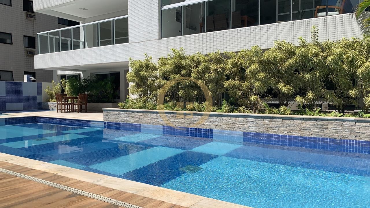Apartamento na Praia da Pitangueiras, Guarujá - SP