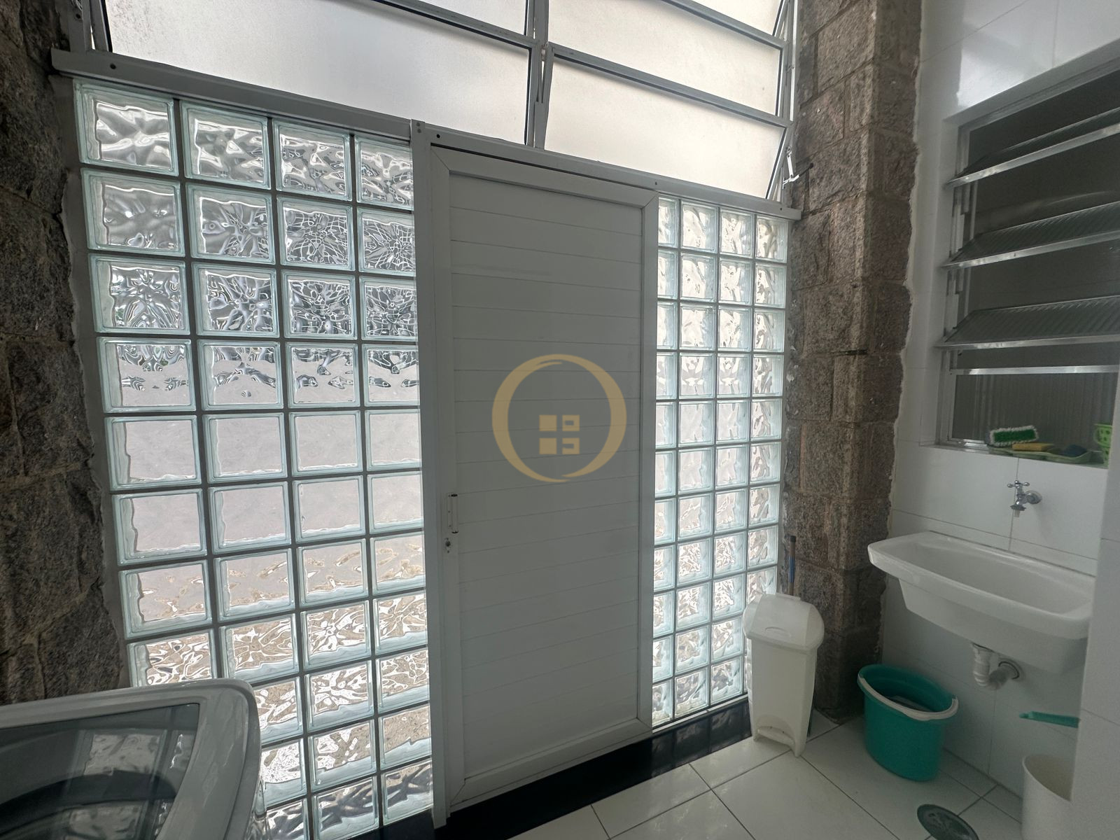 Apartamento Frente ao Mar nas Pitangueiras, Guarujá - SP