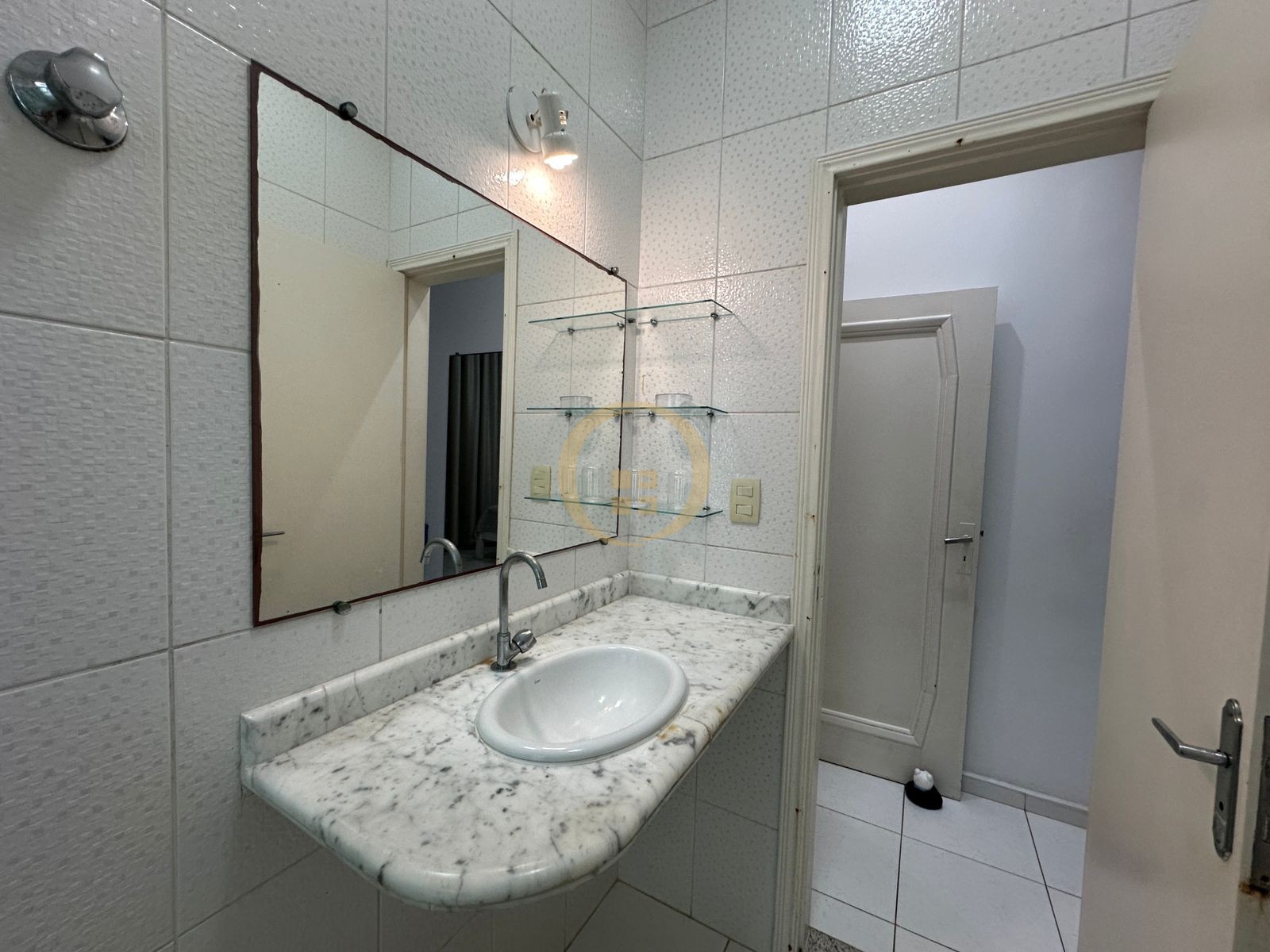 Apartamento Frente ao Mar nas Pitangueiras, Guarujá - SP