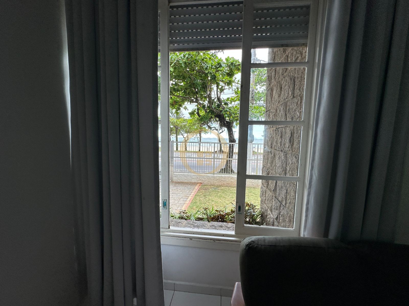 Apartamento Frente ao Mar nas Pitangueiras, Guarujá - SP