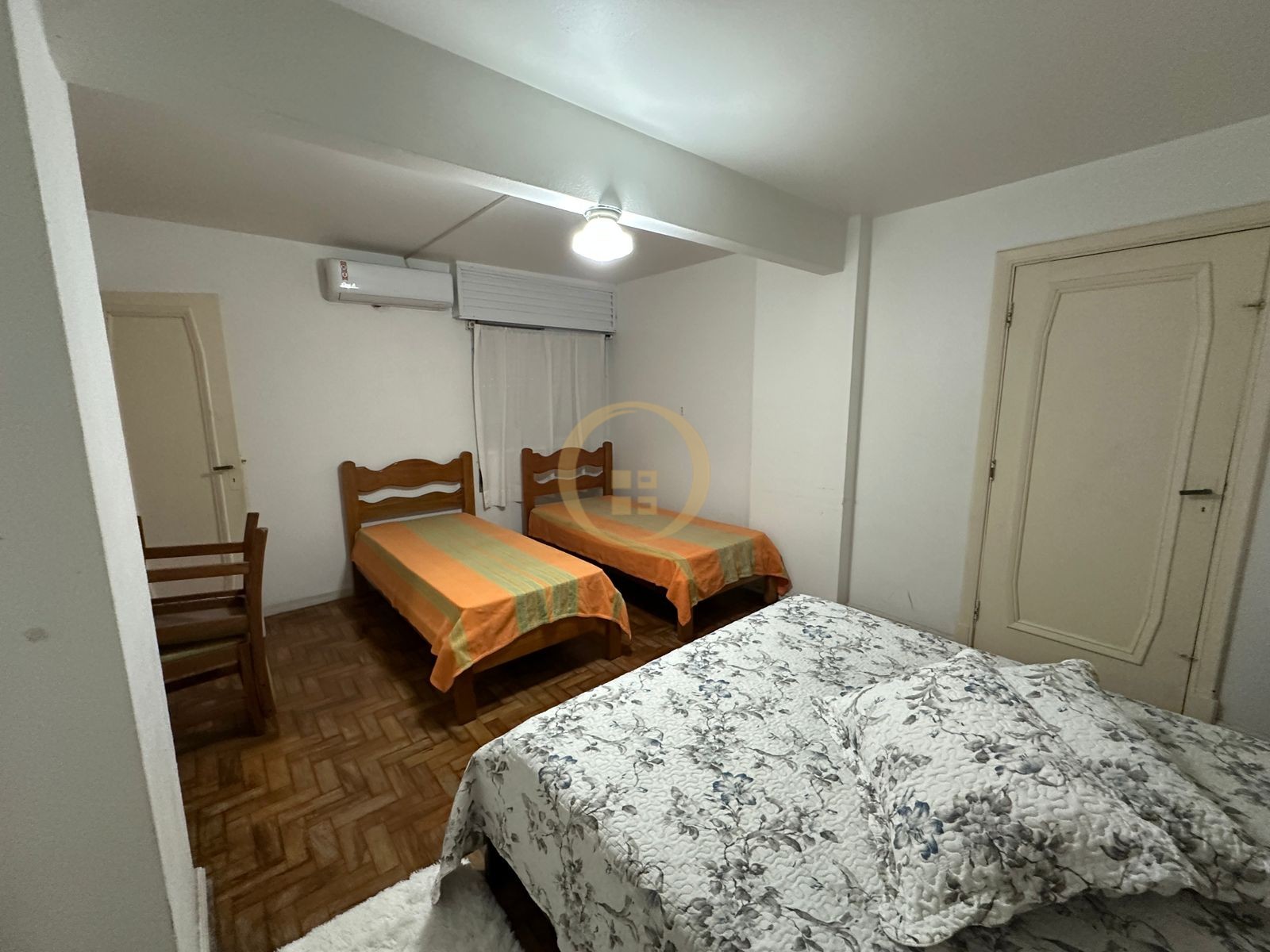 Apartamento Frente ao Mar nas Pitangueiras, Guarujá - SP