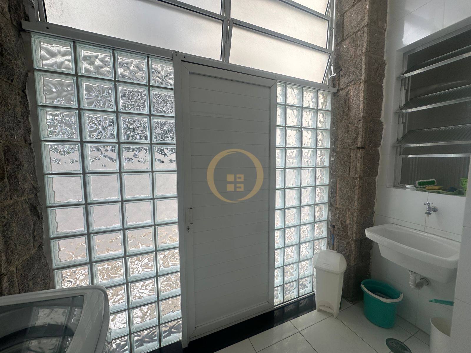 Apartamento Frente ao Mar nas Pitangueiras, Guarujá - SP