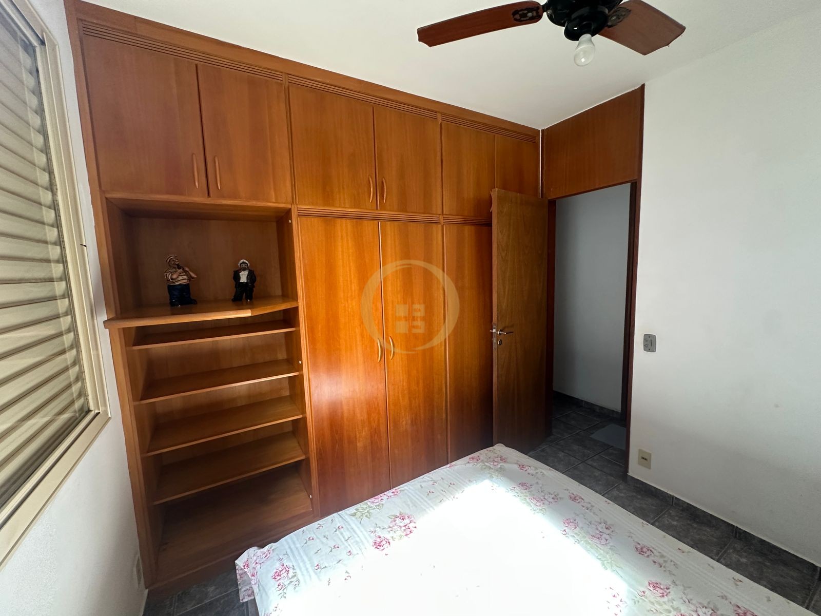 Apartamento na Praia da Enseada, Guarujá - SP