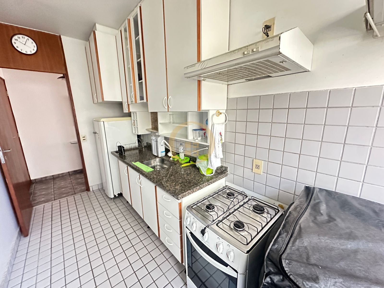 Apartamento na Praia da Enseada, Guarujá - SP
