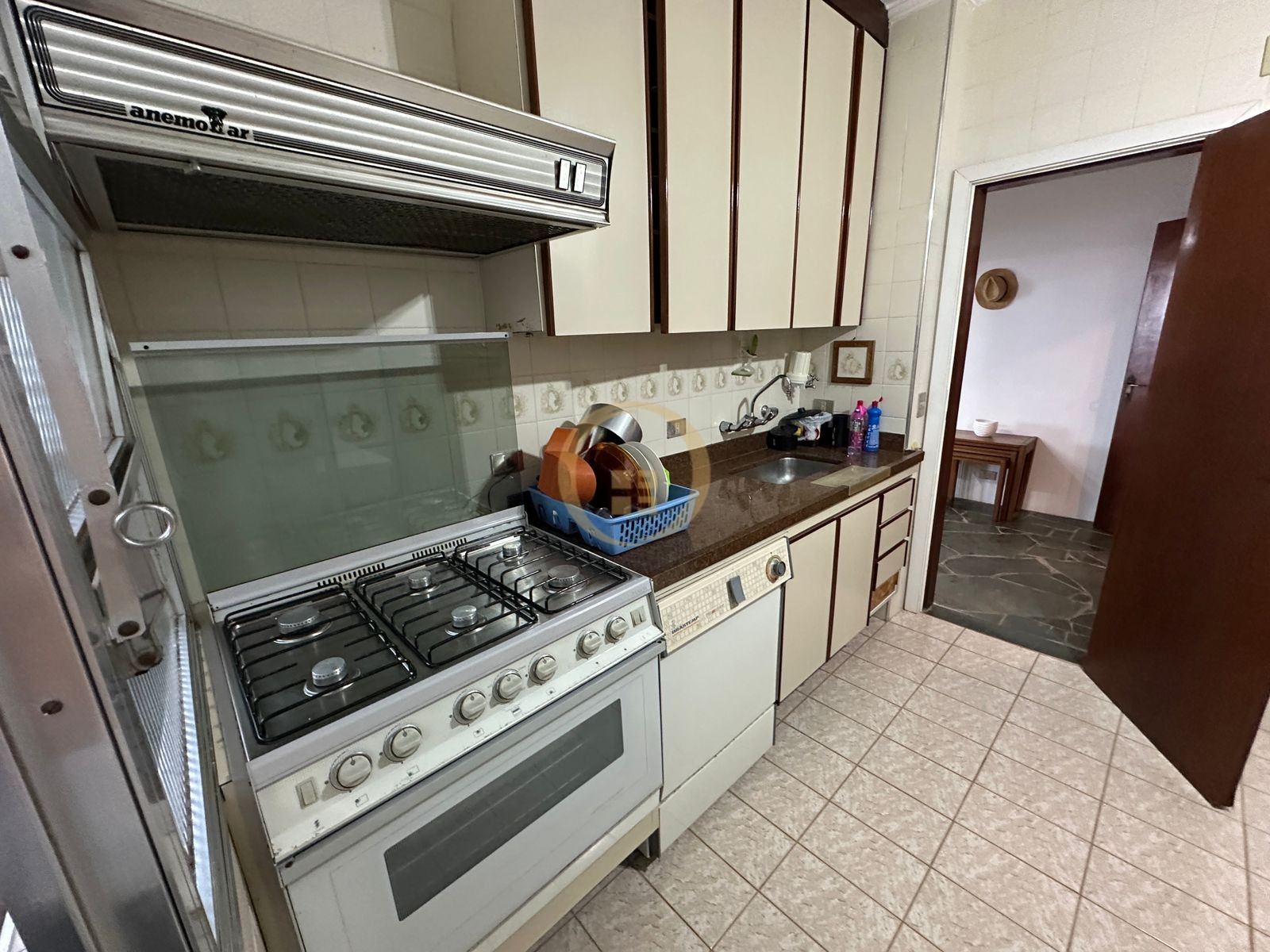 Apartamento Frente ao Mar nas Pitangueiras, Guarujá - SP
