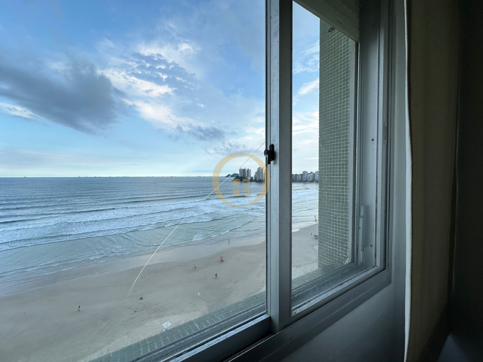 Apartamento Frente ao Mar nas Pitangueiras, Guarujá - SP