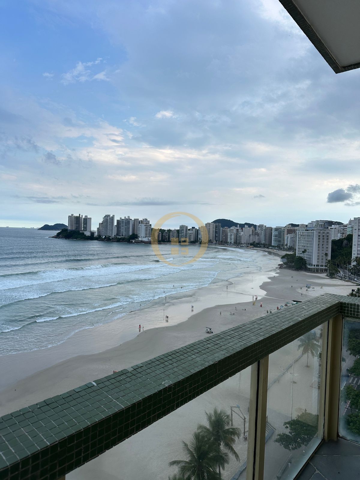 Apartamento Frente ao Mar nas Pitangueiras, Guarujá - SP