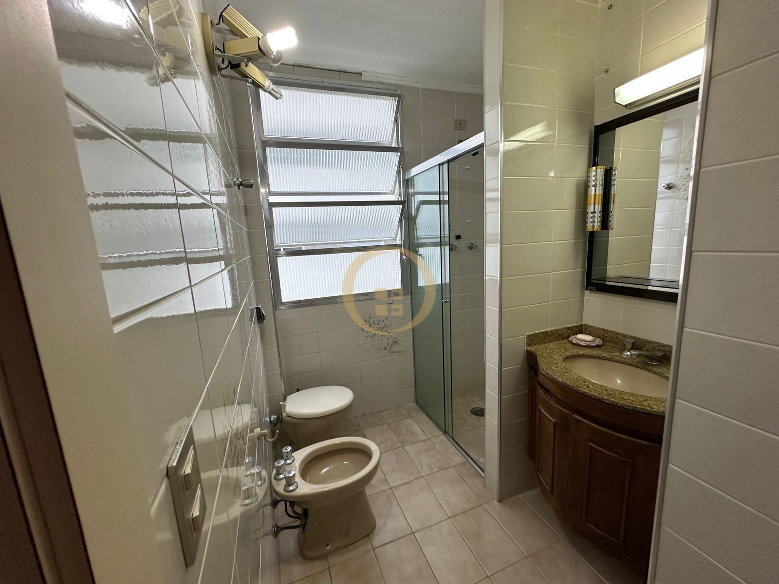 Apartamento Frente ao Mar nas Pitangueiras, Guarujá - SP