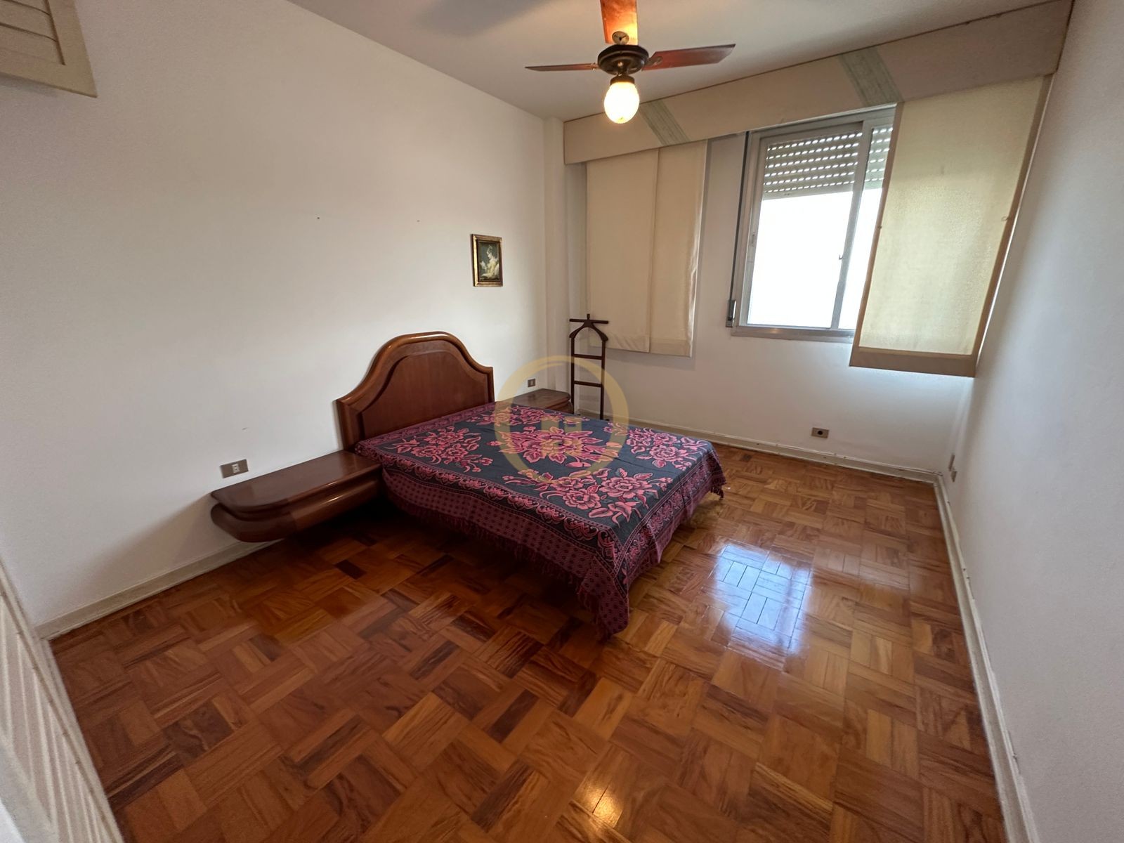 Apartamento Frente ao Mar nas Pitangueiras, Guarujá - SP