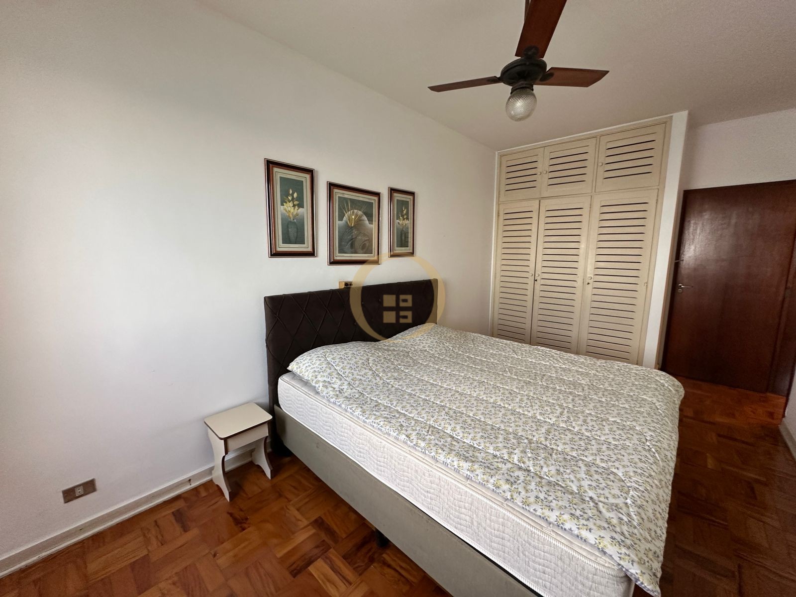 Apartamento Frente ao Mar nas Pitangueiras, Guarujá - SP