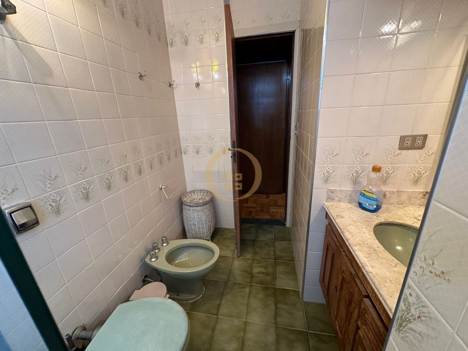 Apartamento Frente ao Mar nas Pitangueiras, Guarujá - SP