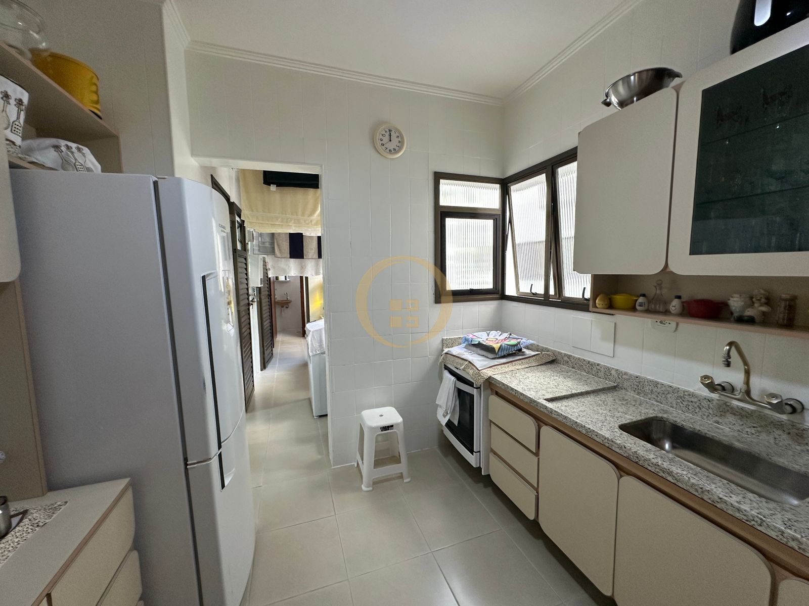 Apartamento, Praia da Pitangueiras, Guarujá - SP