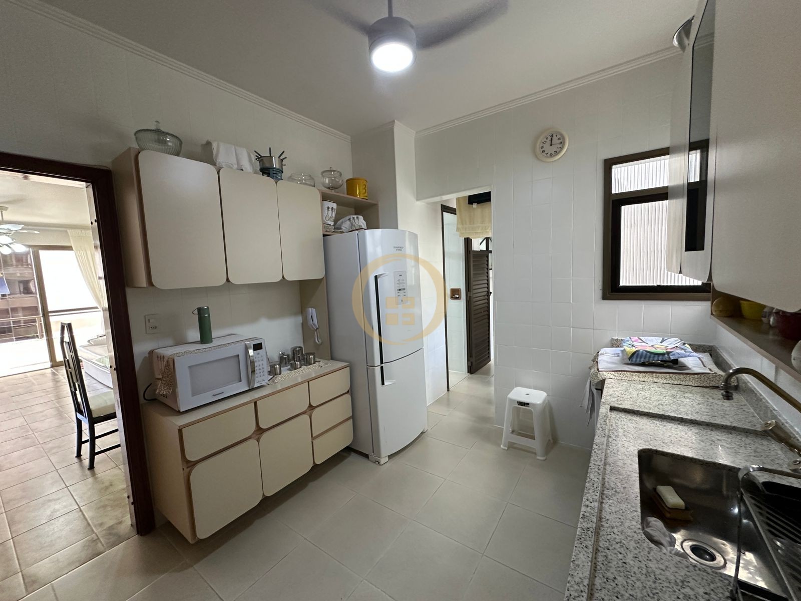 Apartamento, Praia da Pitangueiras, Guarujá - SP